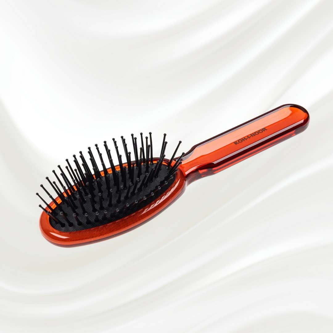 Arte di Como - KOH-I-NOOR All Seasons Nylon Pin Brush, Small